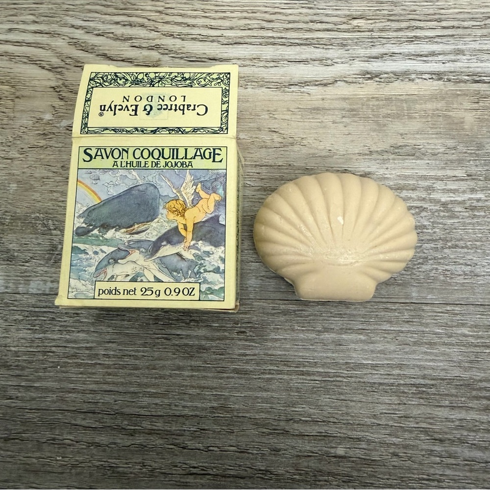 Crabtree & Evelyn London Sea Shell Soap with Jojoba Oil 3.5 oz Vintage 1978